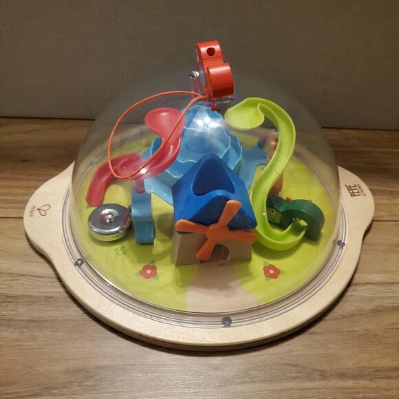 Hape Sunny Valley Adventure Dome - Picture 2 of 5